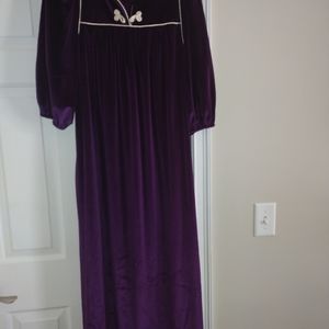 Louisa Vintage Purple Velvet Nightgown Med 12 -  14 Made in USA